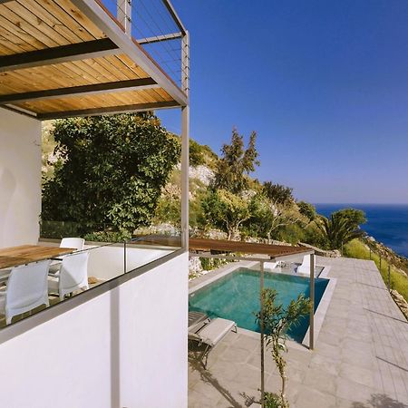 Anemos Luxury Villas Rodhakinon Exteriör bild