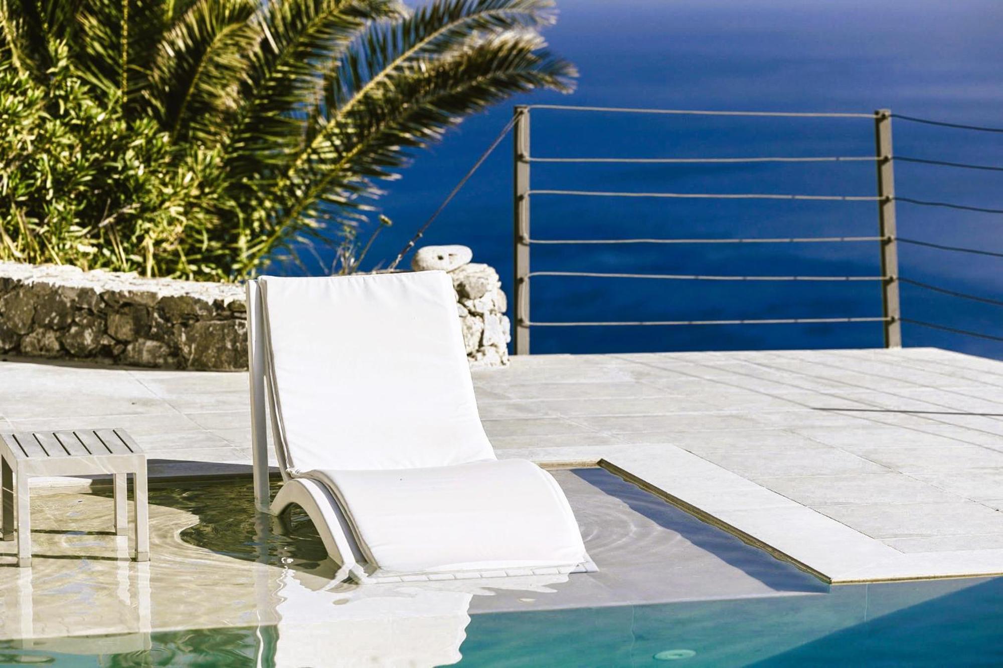 Anemos Luxury Villas Rodhakinon Exteriör bild